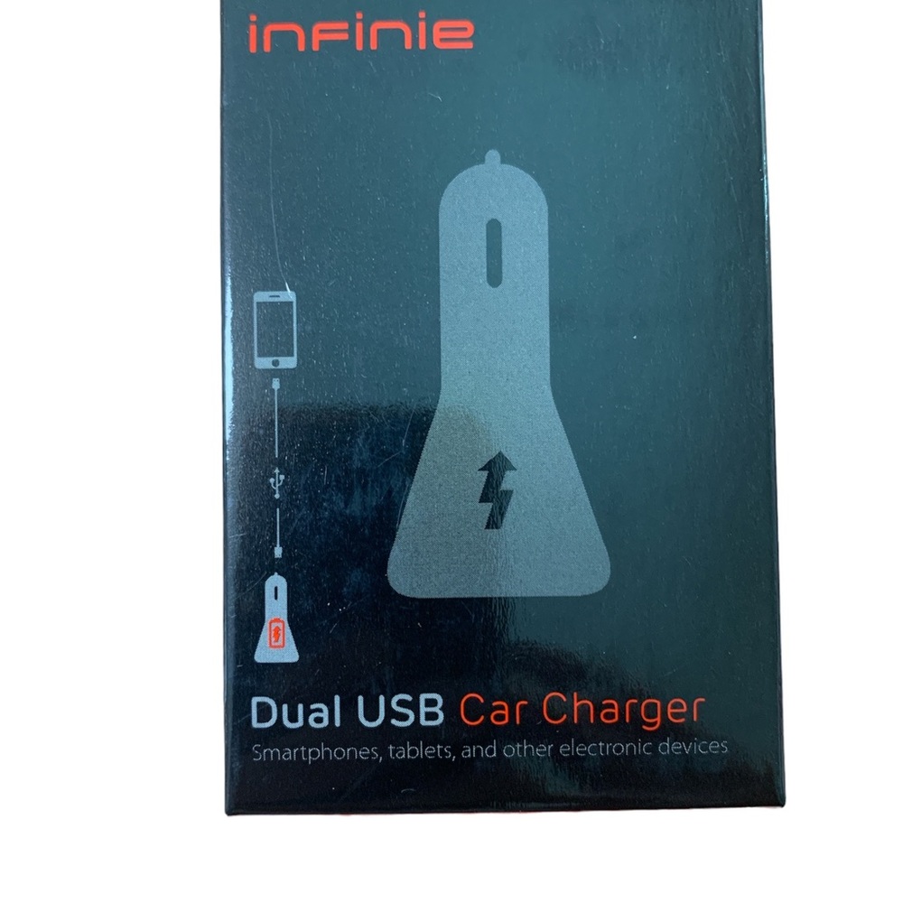 NEW Dual USB car charger